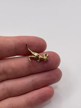 Load image into Gallery viewer, 9ct gold kangaroo charm
