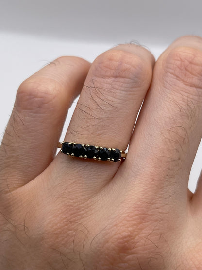 9ct gold sapphire ring