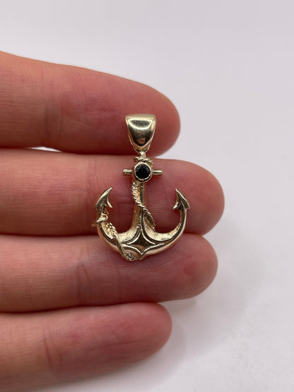 9ct gold sapphire anchor pendant