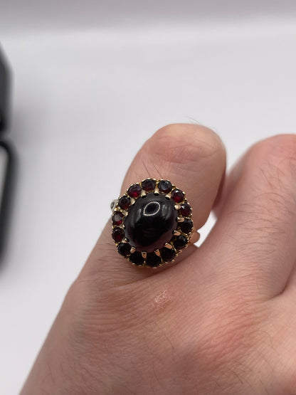 9ct gold garnet cluster ring