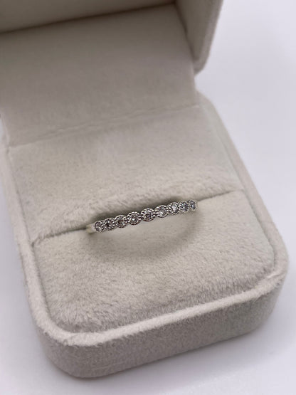 9ct white gold diamond ring