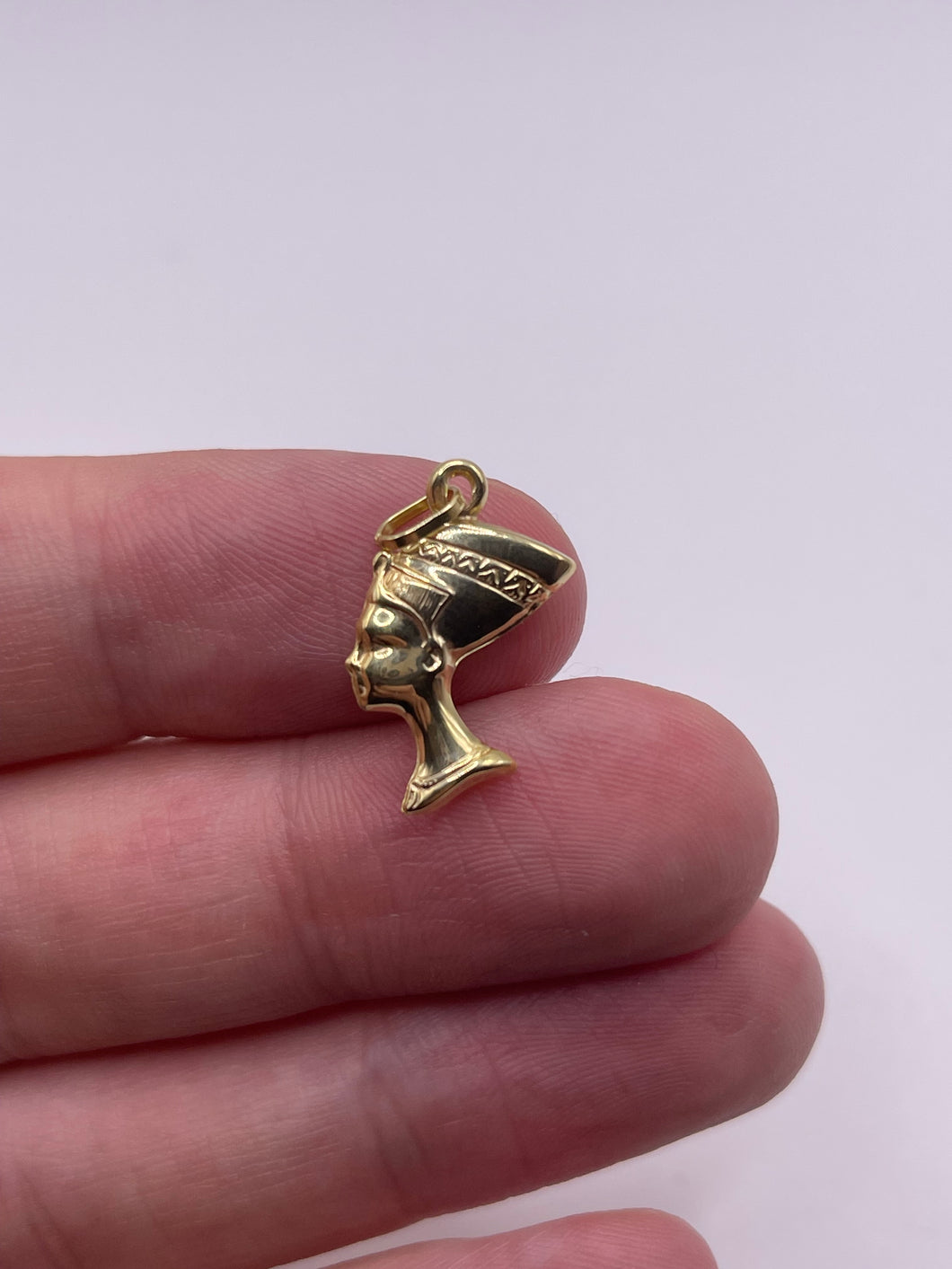 9ct gold queen Nefertiti charm