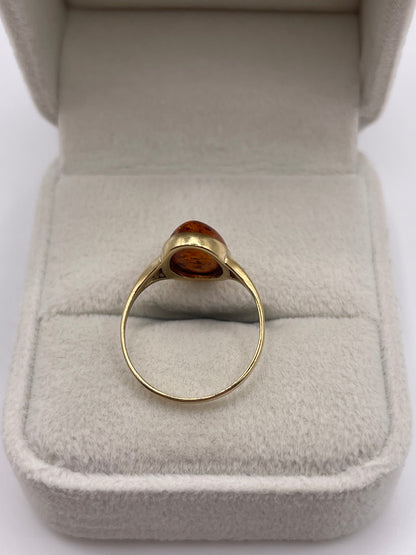 9ct gold amber ring
