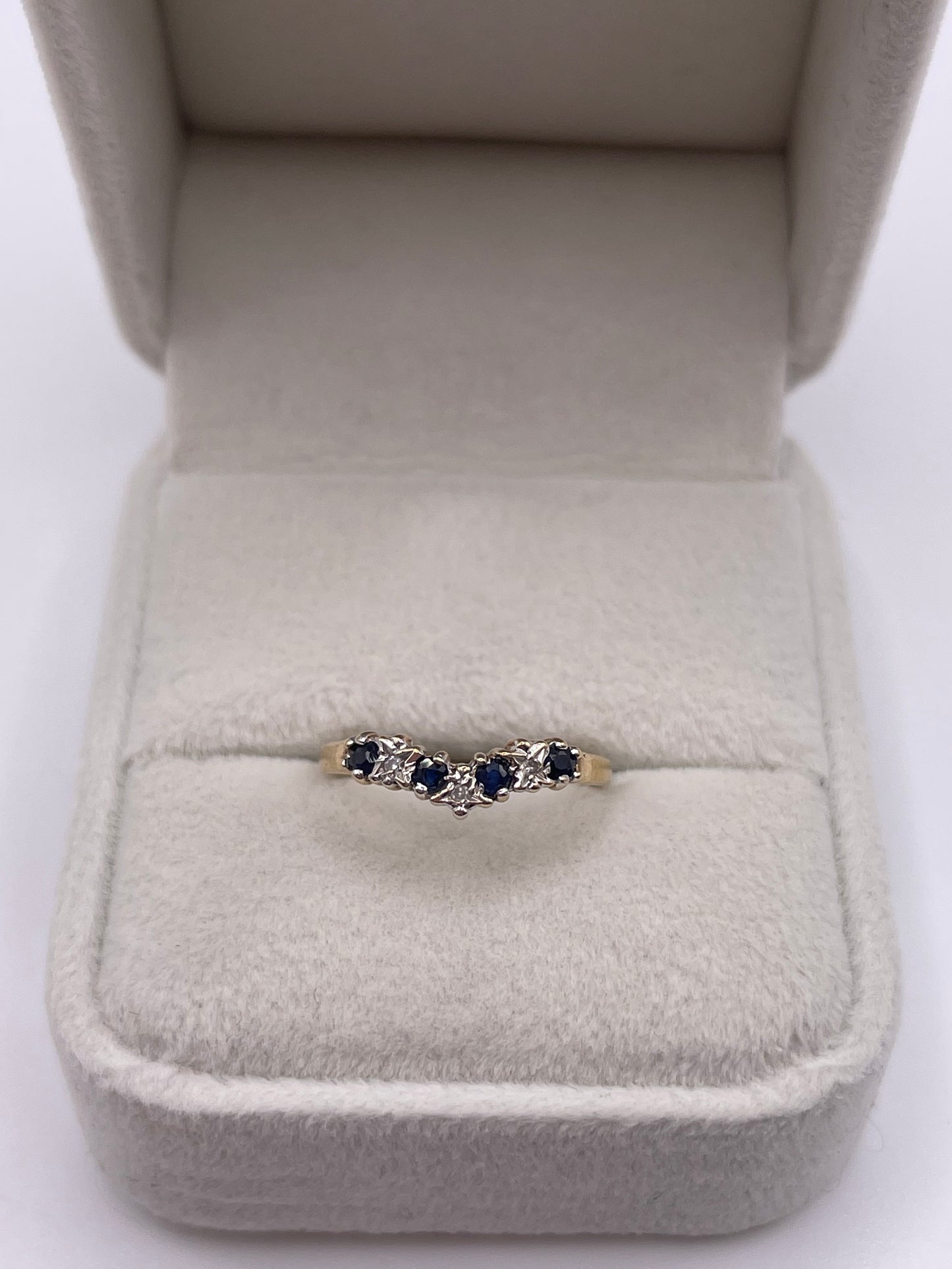 9ct gold wishbone ring