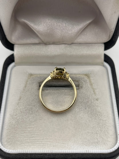 9ct gold quartz and diamond ring