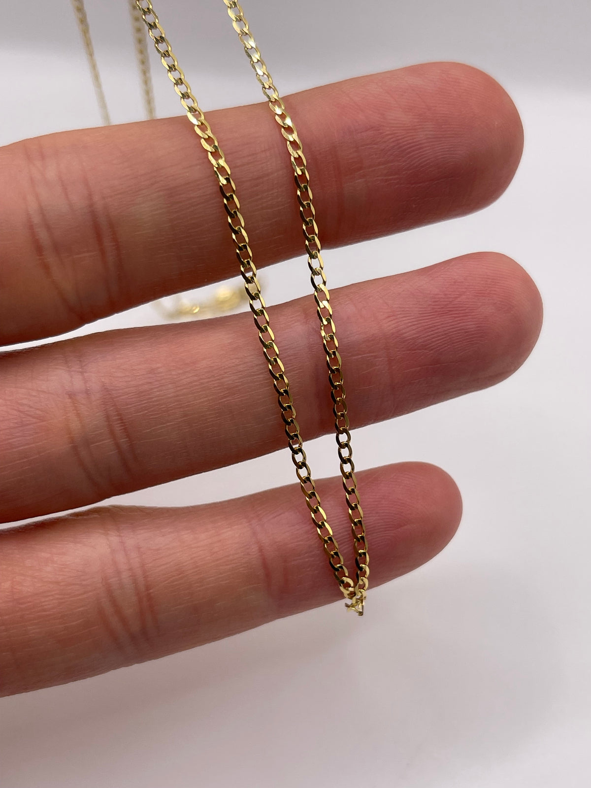 9ct gold chain 522