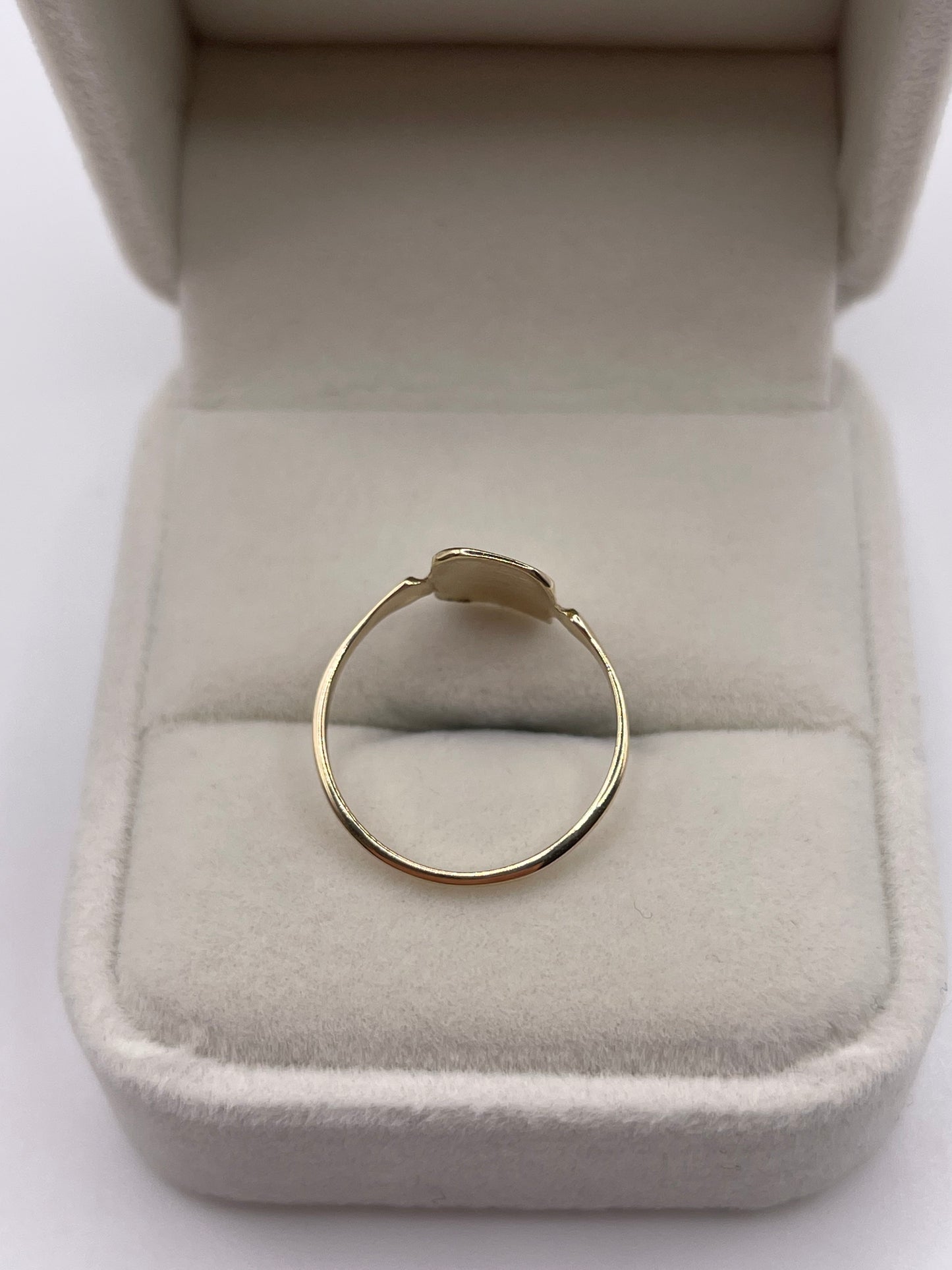 9ct gold signet ring
