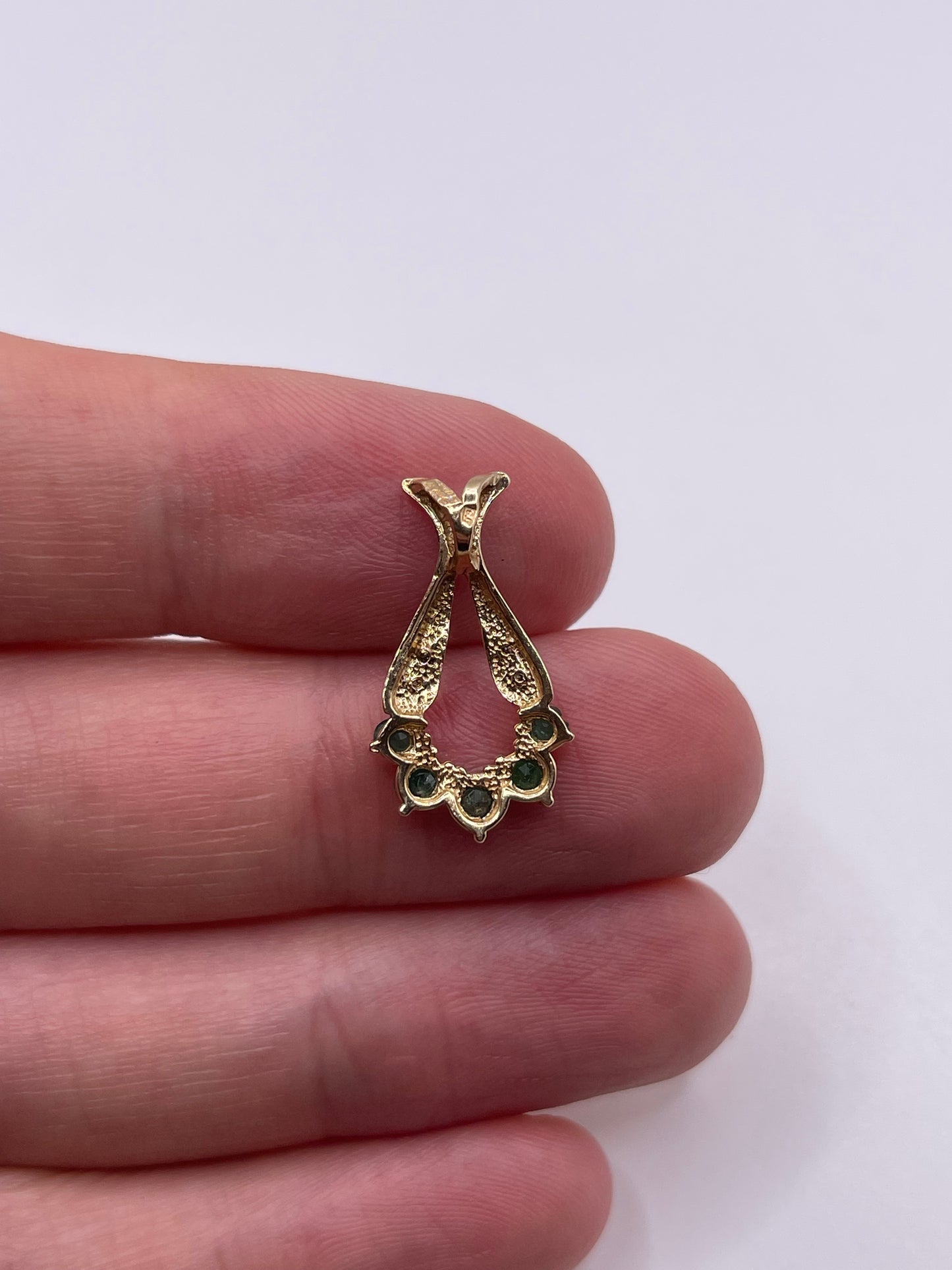 9ct gold emerald and diamond pendant