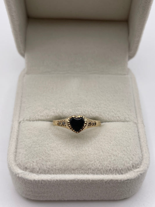 9ct gold onyx and diamond ring
