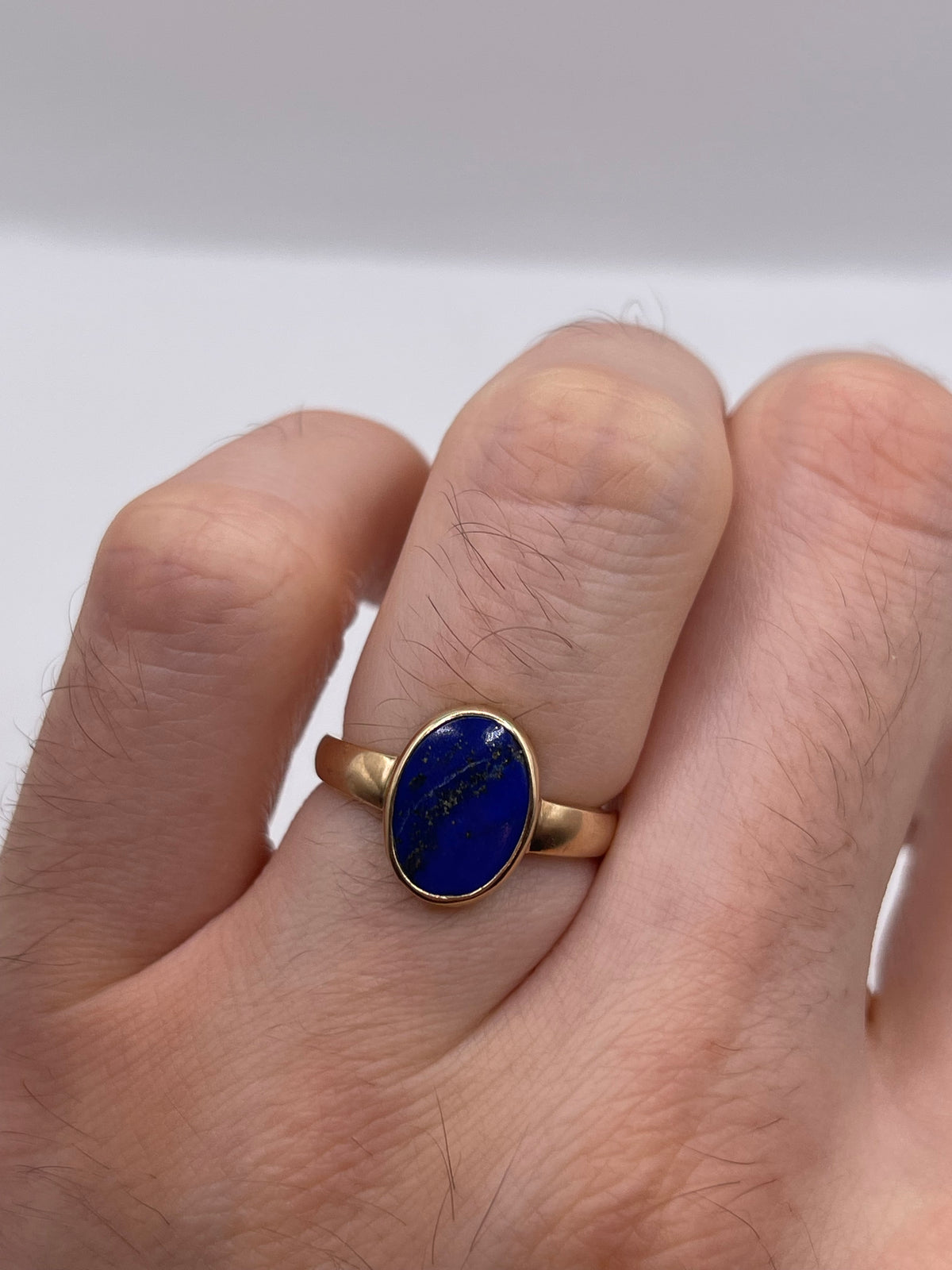 9ct gold lapis lazuli ring