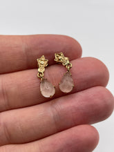 Load image into Gallery viewer, 9ct gold rose quartz earrings
