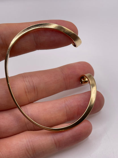 9ct gold 47 point diamond bangle