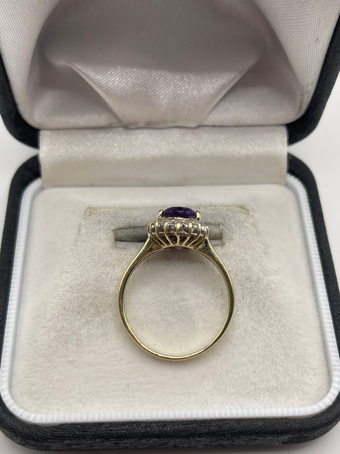 9ct gold amethyst and diamond ring
