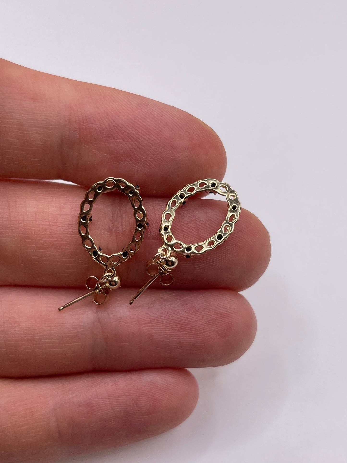 9ct gold sapphire earrings