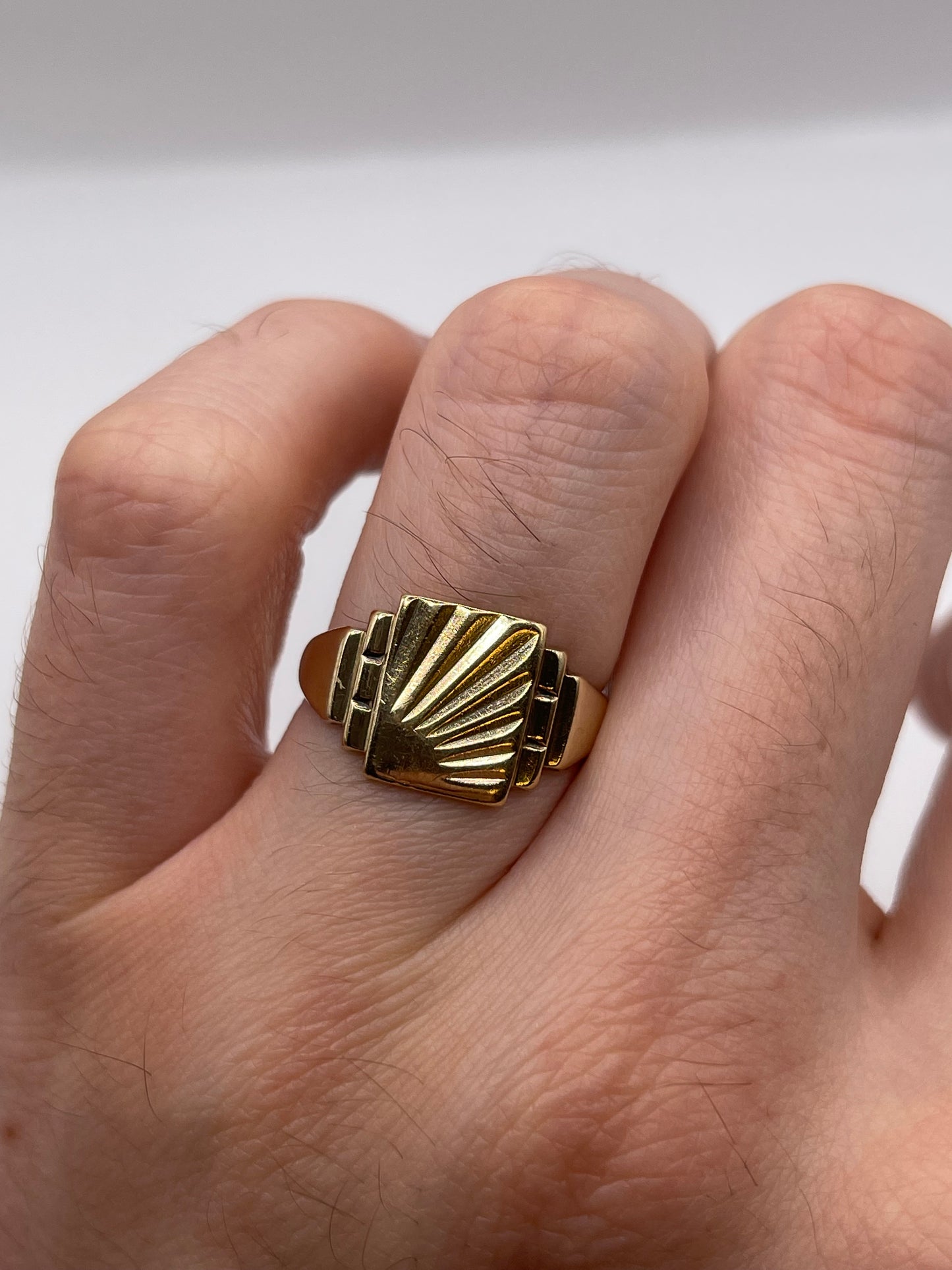 9ct gold signet ring