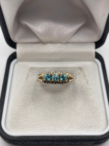 9ct gold zircon cluster ring