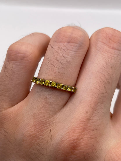 9ct gold quartz ring