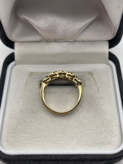 9ct gold tanzanite and diamond ring