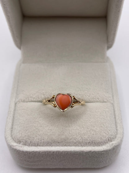 9ct gold heart coral ring