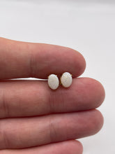 Load image into Gallery viewer, 9ct gold opal earrings
