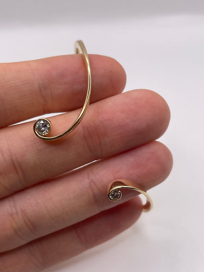 9ct gold 47 point diamond bangle