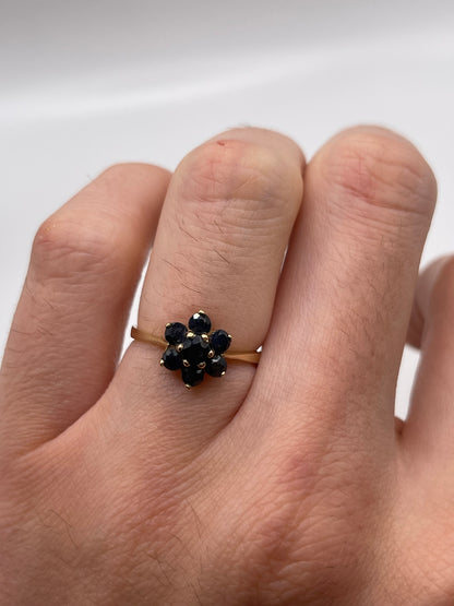 9ct gold sapphire cluster ring