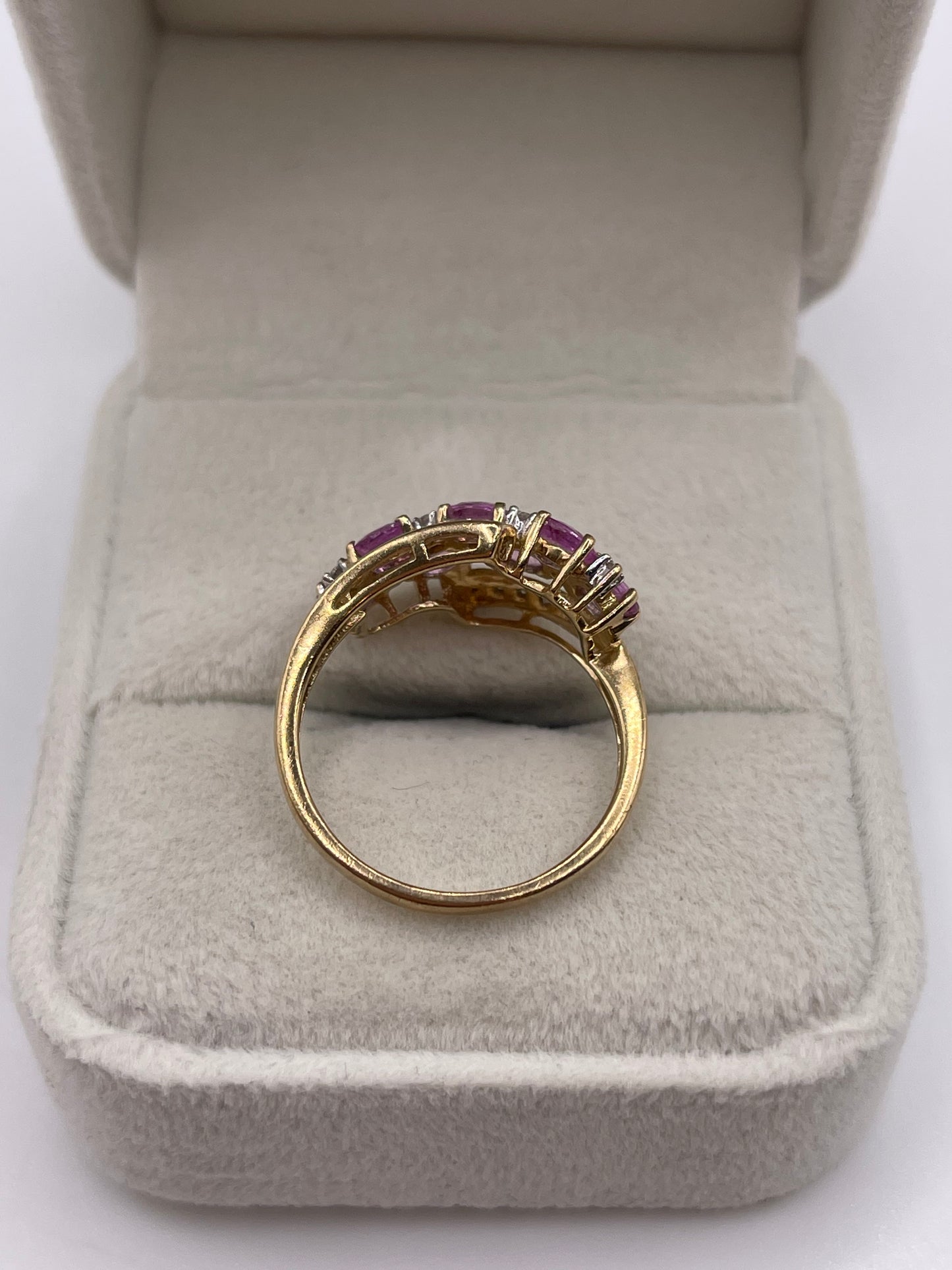 9ct gold pink sapphire and diamond ring