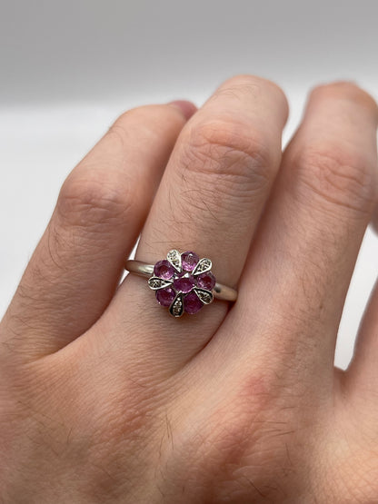 9ct white gold pink sapphire and diamond ring