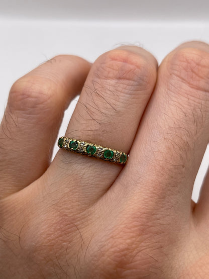 9ct gold emerald and diamond ring