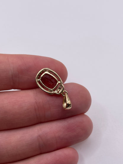 9ct gold quartz and zircon pendant