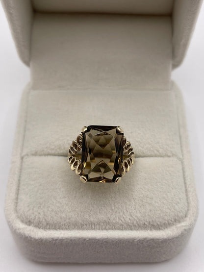 9ct gold Smokey quartz ring