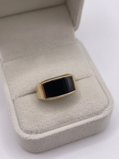 9ct gold onyx signet ring