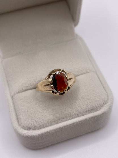 9ct gold garnet gypsy ring