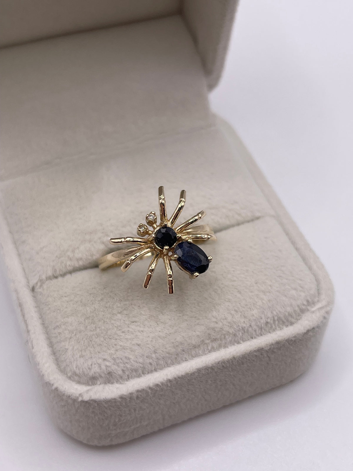 9ct gold sapphire and diamond spider ring