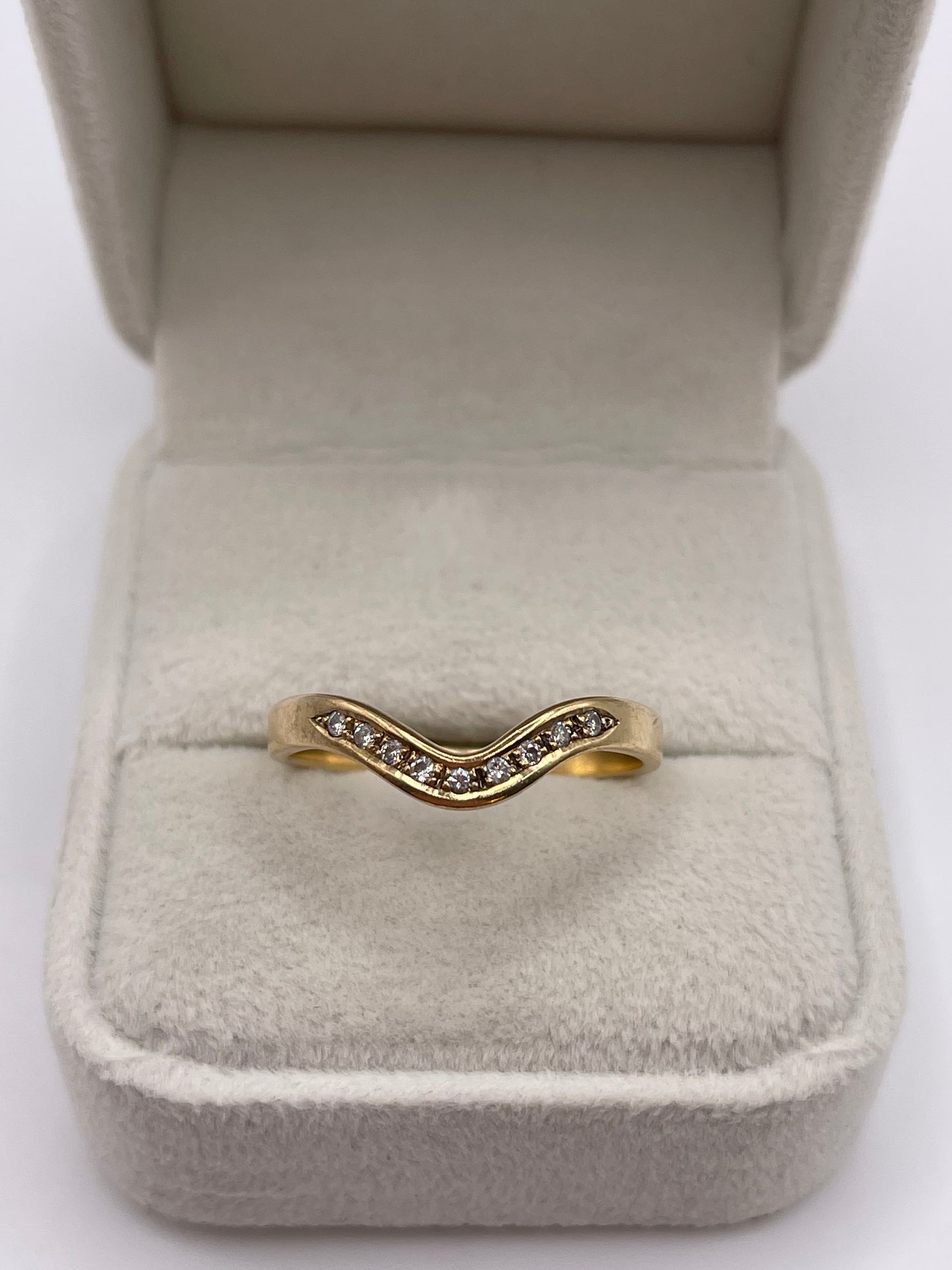 9ct gold diamond wishbone ring