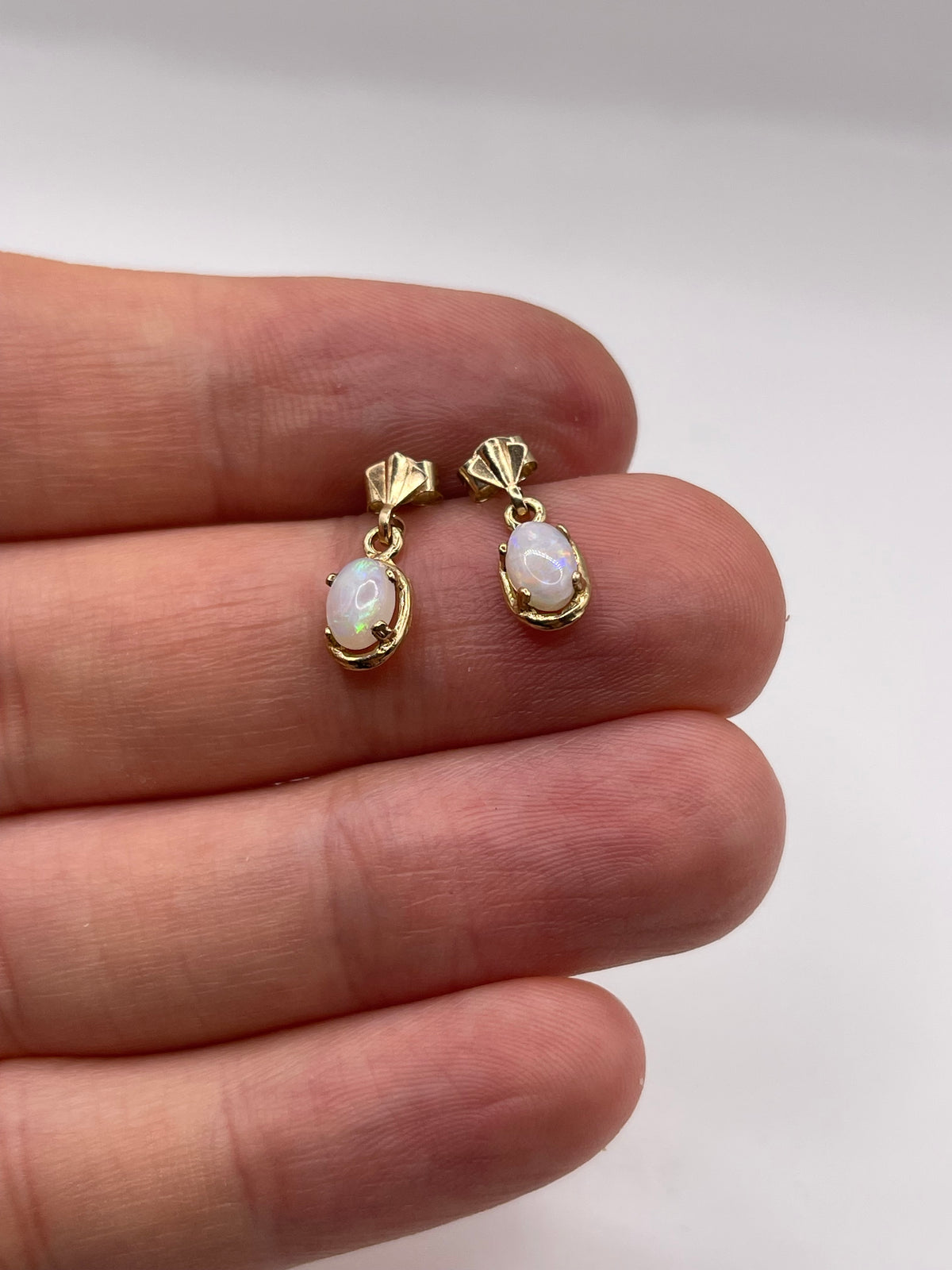 9ct gold opal earrings