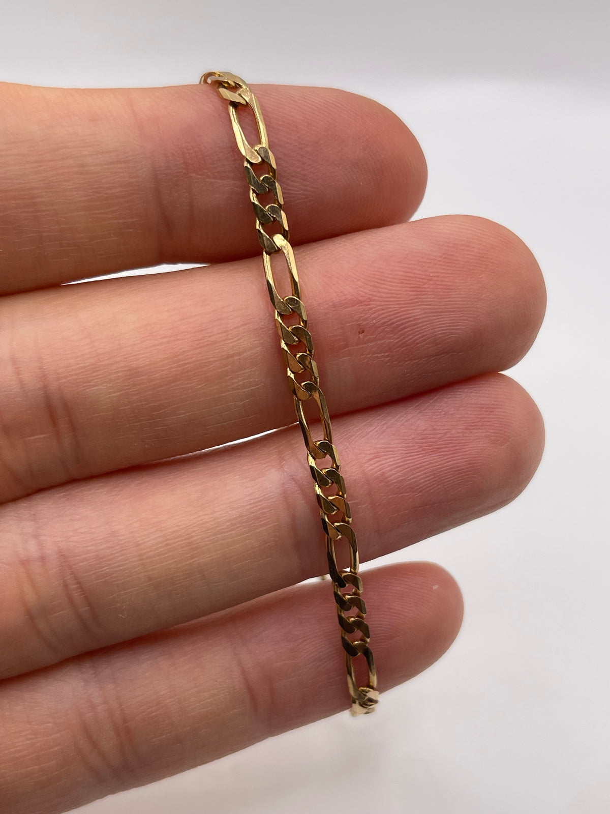 9ct gold bracelet