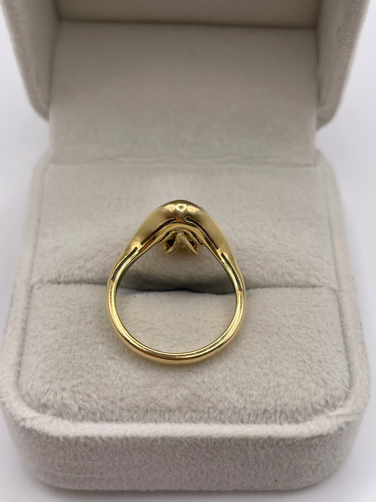 18ct gold diamond cluster ring