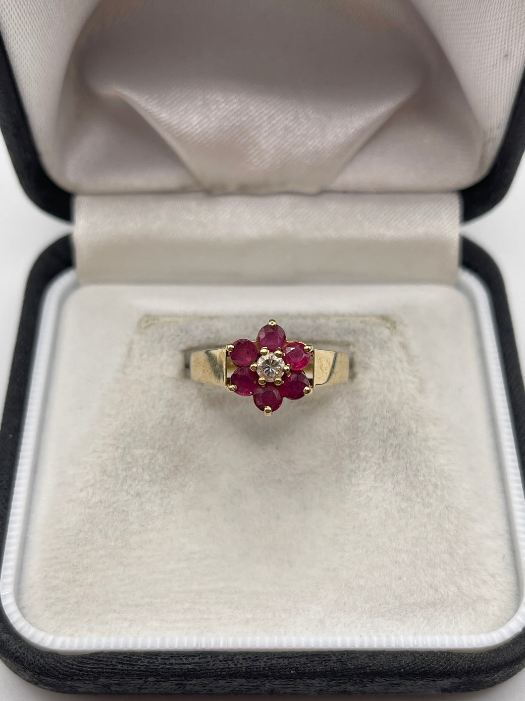 9ct gold ruby and diamond ring