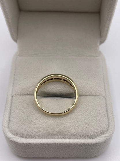 9ct gold cz ring