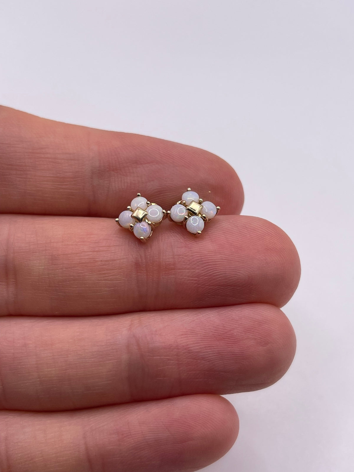 9ct gold opal earrings