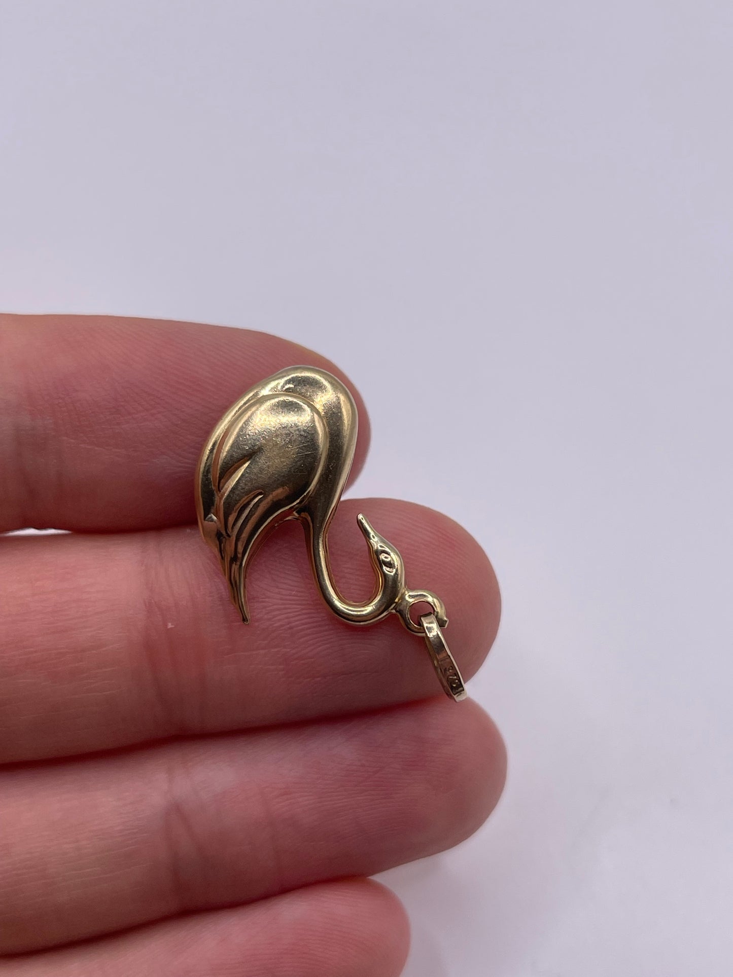 9ct gold swan charm