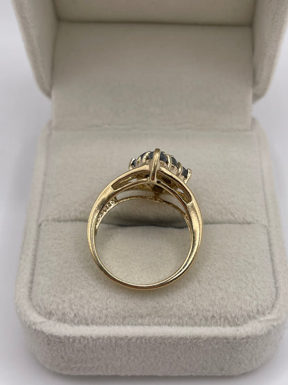 9ct gold cats eye chrysoberyl and diamond ring