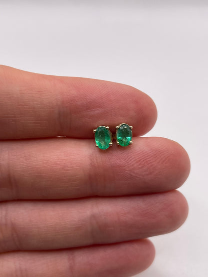 9ct gold emerald earrings