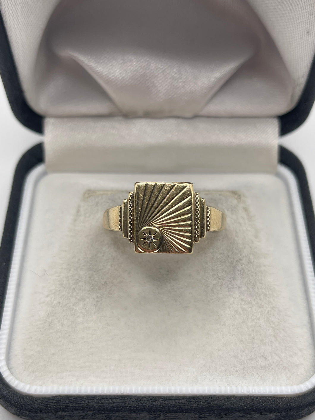 9ct gold diamond signet ring