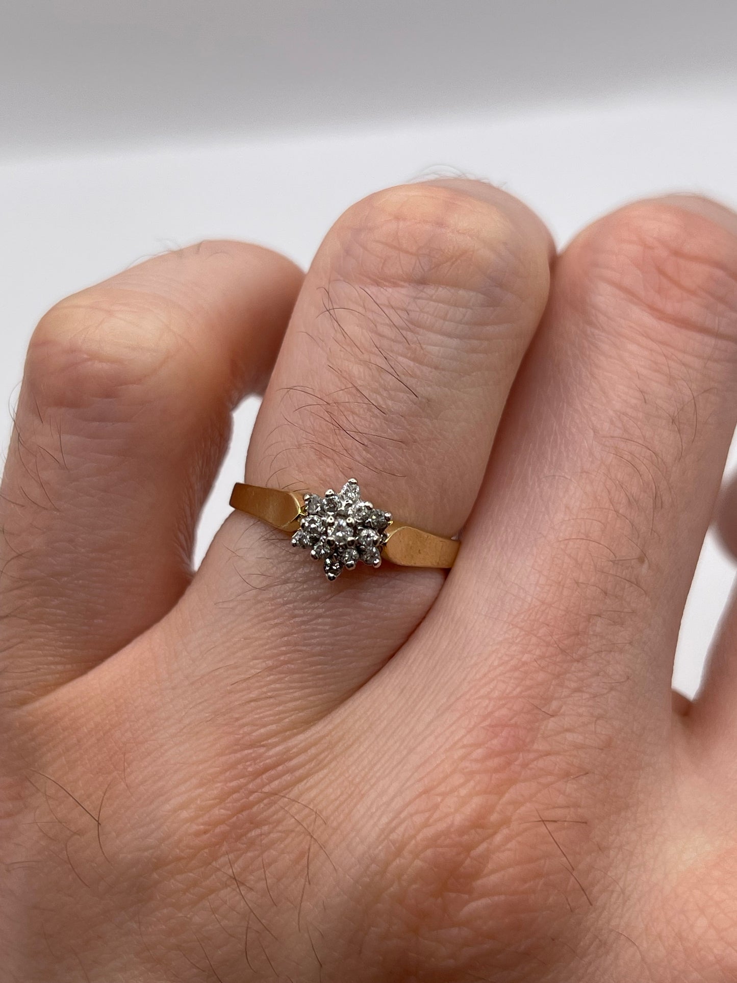 14ct gold diamond cluster ring