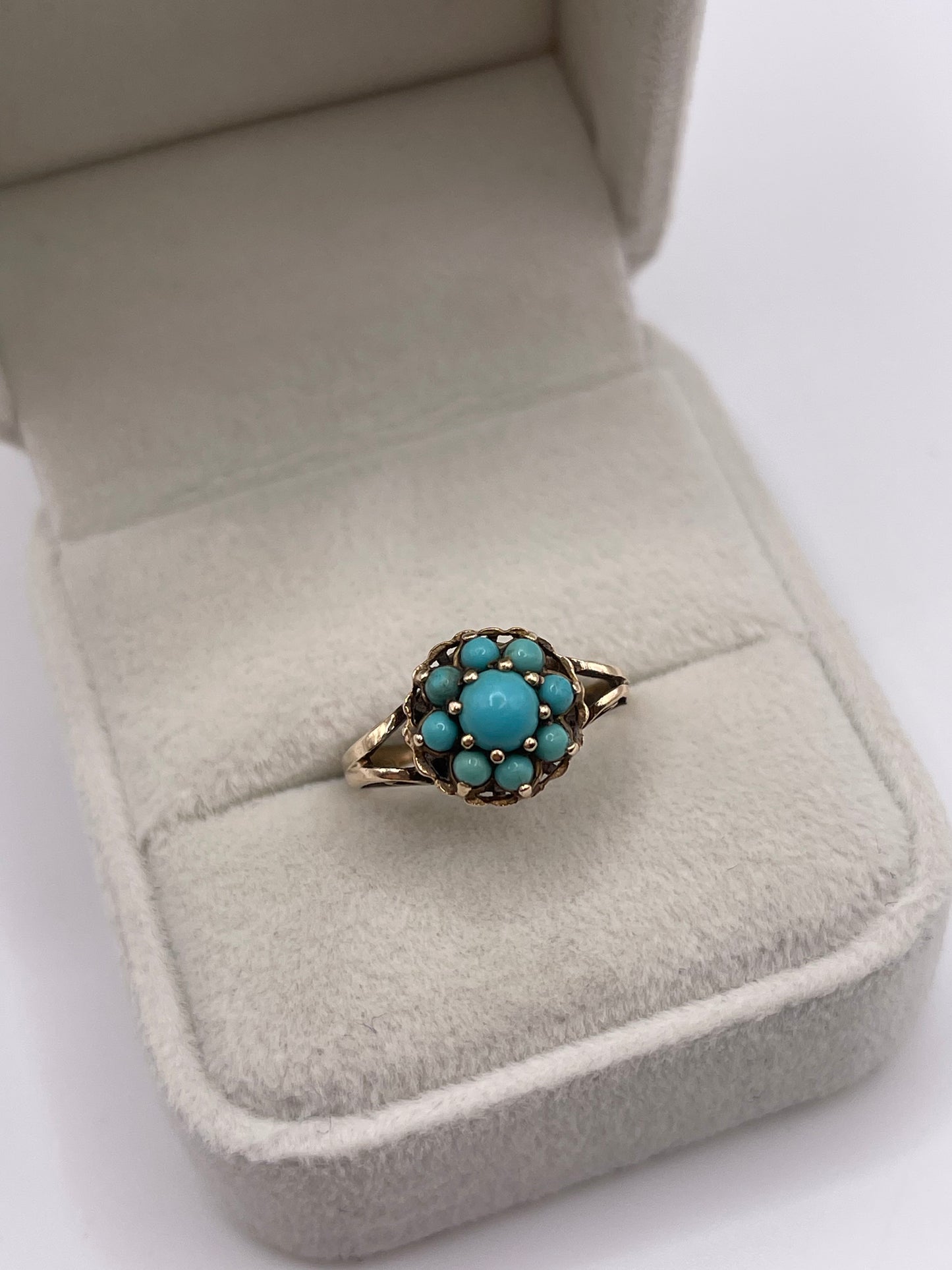 9ct gold turquoise cluster ring