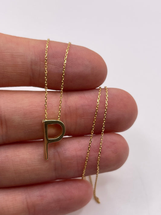 9ct gold initial P necklace