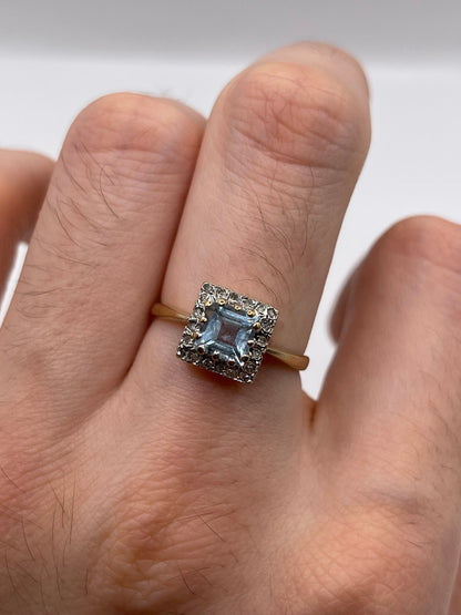 9ct gold aquamarine and diamond ring