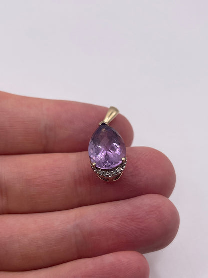 9ct gold amethyst and diamond pendant